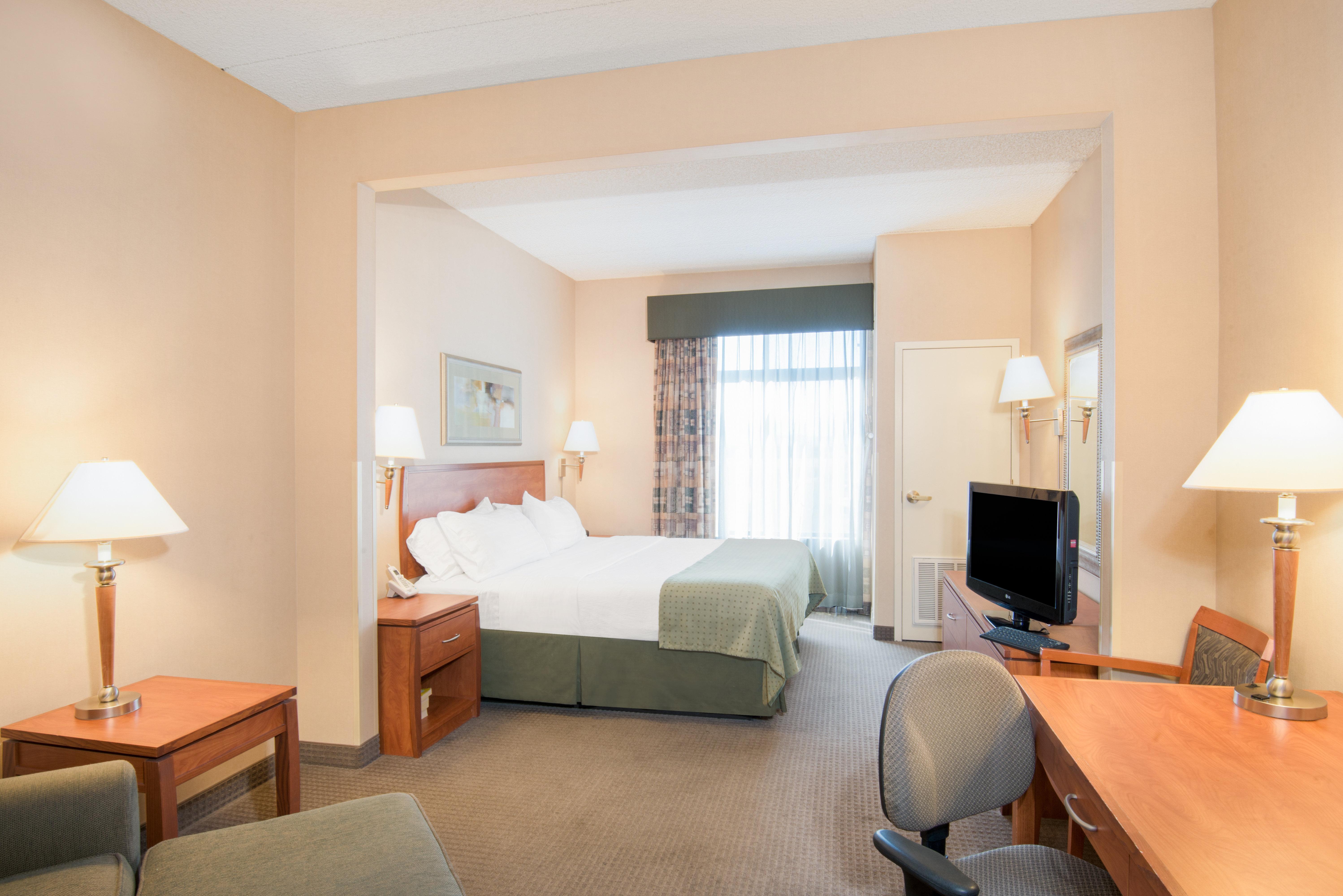 Holiday Inn & Suites Goodyear - West Phoenix Area By Ihg Bagian luar foto
