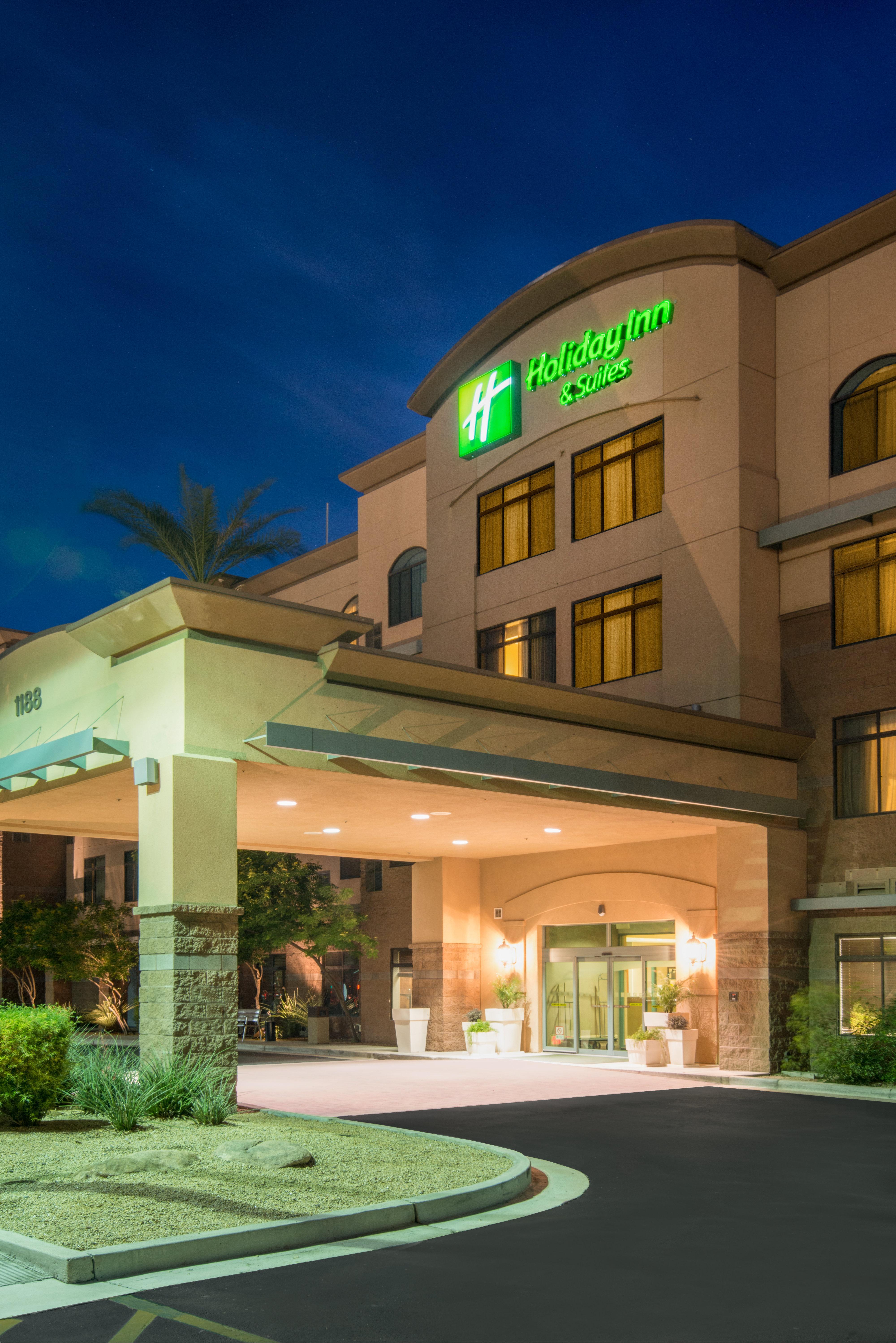Holiday Inn & Suites Goodyear - West Phoenix Area By Ihg Bagian luar foto
